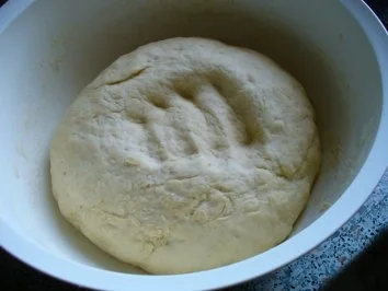 Hefeklöße mit Heidelbeeren. - Rezept - Bild Nr. 7