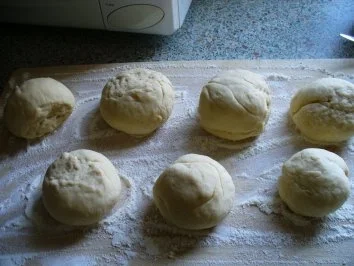 Hefeklöße mit Heidelbeeren. - Rezept - Bild Nr. 8