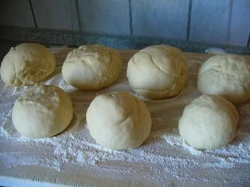 Hefeklöße mit Heidelbeeren. - Rezept - Bild Nr. 10