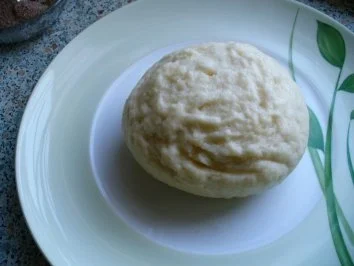 Hefeklöße mit Heidelbeeren. - Rezept - Bild Nr. 13