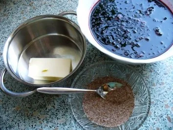 Hefeklöße mit Heidelbeeren. - Rezept - Bild Nr. 16