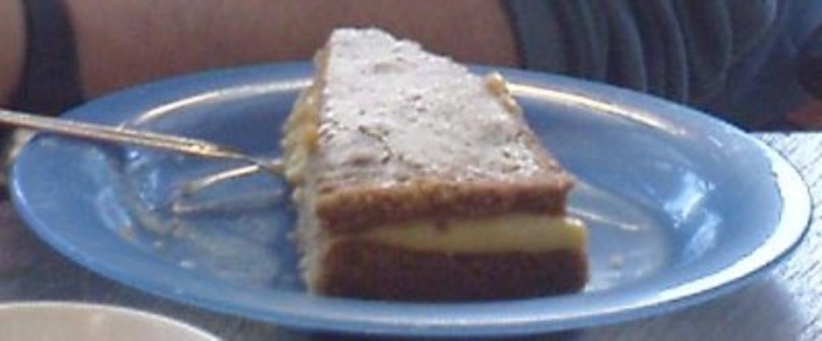 Sverigekaka med Vaniljkräm (Schwedenkuchen mit Vanillecreme) - Rezept - Bild Nr. 2