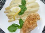 Schweinerückensteaks mit frischem Spargel und Dijon-Kräuterhollandaise - Rezept
