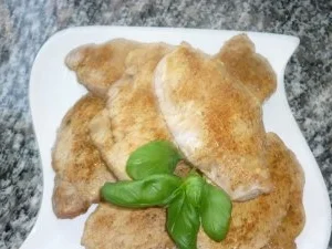 Schweinerückensteaks mit frischem Spargel und Dijon-Kräuterhollandaise - Rezept - Bild Nr. 2