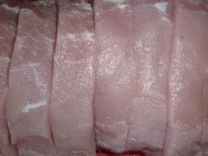 Schweinerückensteaks mit frischem Spargel und Dijon-Kräuterhollandaise - Rezept - Bild Nr. 5