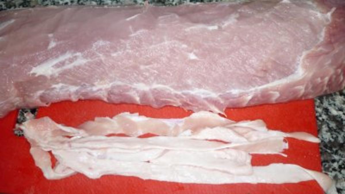 Schweinerückensteaks mit frischem Spargel und Dijon-Kräuterhollandaise - Rezept - Bild Nr. 6