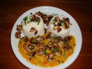 Gemüsepfanne mit Kürbissoße und Champignons - Rezept - Bild Nr. 10