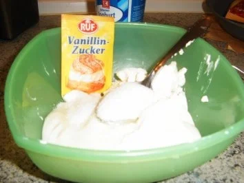 Frischkäse-Dessert mit heißen Früchten - Rezept - Bild Nr. 3