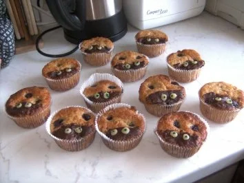 Rezept: Marienkäfer Muffins Bild Nr. 2 Marienkäfer Muffins - Rezept - Bild Nr. 2