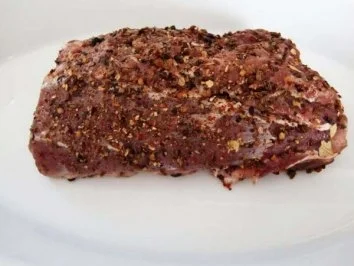 Rezept: Wildschweinrücken mit Pfifferlingen und Kartoffelpuffer Bild Nr. 5 Wildschweinrücken mit Pfifferlingen und Kartoffelpuffer - Rezept - Bild Nr. 5