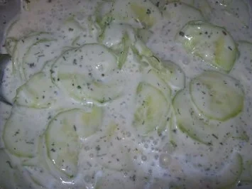 Fischfilet mit Kartoffelbrei u. Gurkensalat - Rezept - Bild Nr. 2