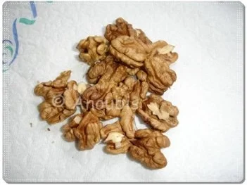 Salat - Rucolasalat mit Paprika und Walnüssen - Rezept - Bild Nr. 2