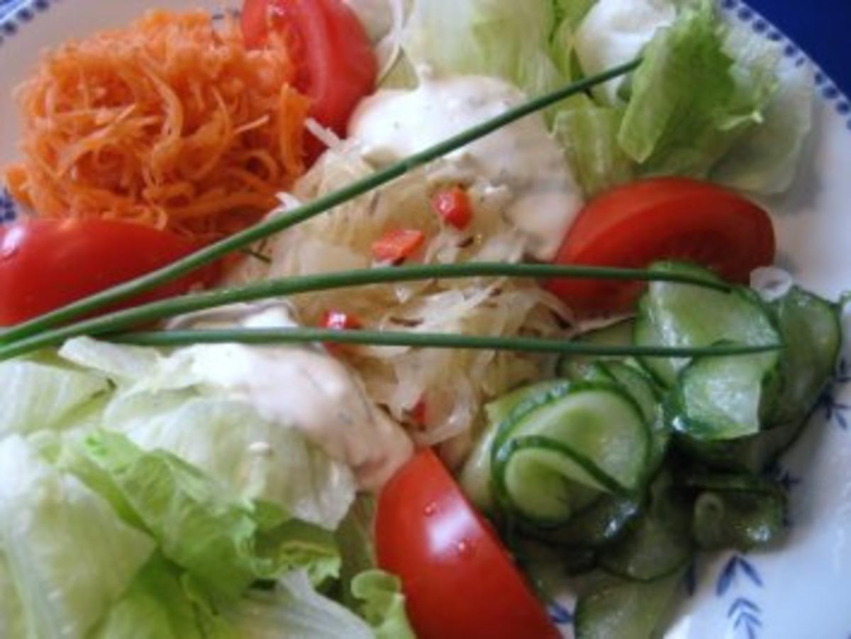 Frühlingsbunter Salat mit Bratkartoffeln ... - Rezept - Bild Nr. 2
