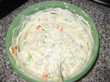 Rezept: Gemüse-Quarkplätzchen mit Kräuterrahm Bild Nr. 8 Gemüse-Quarkplätzchen mit Kräuterrahm - Rezept - Bild Nr. 8