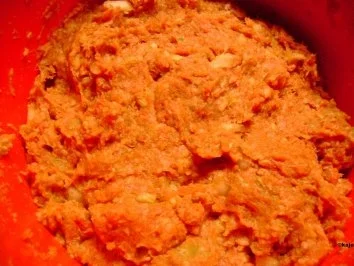 Rezept: Grillen: Gefüllte Plescavica mit Schafskäse Bild Nr. 2 Grillen: Gefüllte Plescavica mit Schafskäse - Rezept - Bild Nr. 2