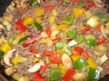 Hackpfanne mit Reis - Rezept