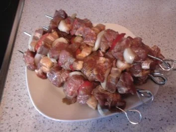 Bunte Fleischspieße - Rezept