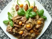 Putenbraten mit Dattel - Physalissauce zu Pilzen an Reis - Rezept