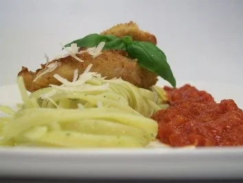 Piccata vom Seeteufel auf Bärlauchpasta an Tomatenmarmelade - Rezept - Bild Nr. 8