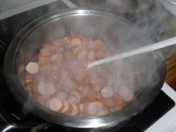 Rezept: Würstchenpfanne exotisch Bild Nr. 2 Würstchenpfanne exotisch - Rezept - Bild Nr. 2