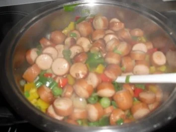 Rezept: Würstchenpfanne exotisch Bild Nr. 3 Würstchenpfanne exotisch - Rezept - Bild Nr. 3