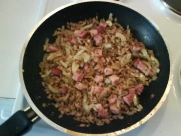 Eier: Gebratener Grünkern mit Ei und Speck - Rezept - Bild Nr. 4