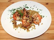 Riesenscampi "provençalischer" Art auf rotem Linsengemüse - Rezept