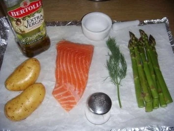 Lachs mit grünem Spargel im Päckchen - Rezept - Bild Nr. 2