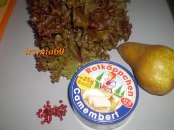 Fruchtiger Salat mit Camembert, Walnüssen und rosa Beeren - Rezept - Bild Nr. 3