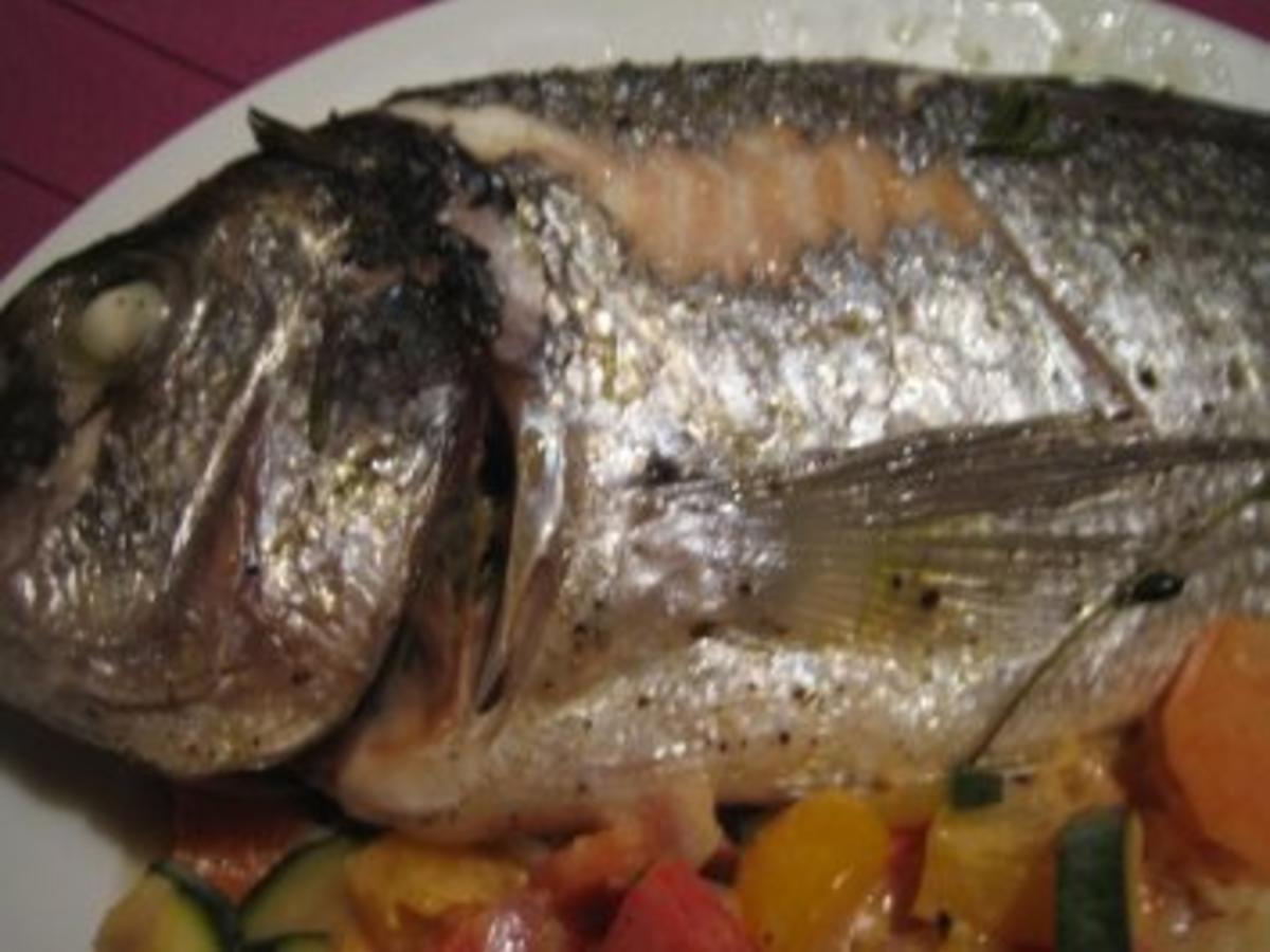 Dorade aus dem Ofen - einfach - 118 kcal/100g