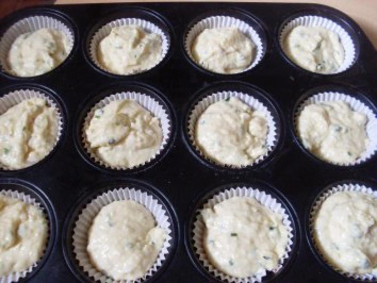 Knoblauch-Muffins - Rezept - Bild Nr. 3