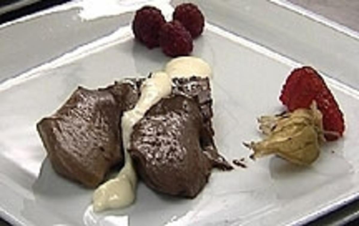 Arrangement von Grand-Cru-Schokolade auf Mürbeteig - Rezept
