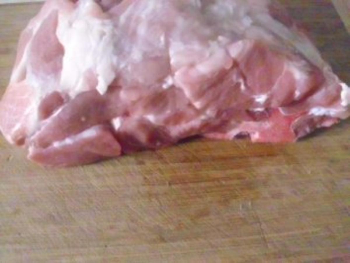Schweinenacken in Retsinawein / Chirino juwetsi - Rezept - Bild Nr. 2