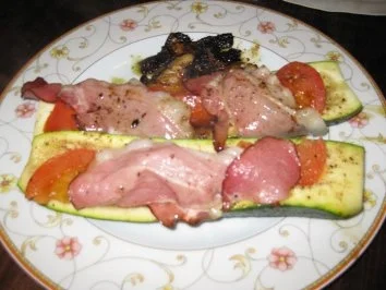 Zucchini gefüllt - Rezept