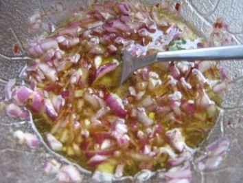 Rucolasalat mit Cocktailtomätchen und Radieschen - Rezept - Bild Nr. 4