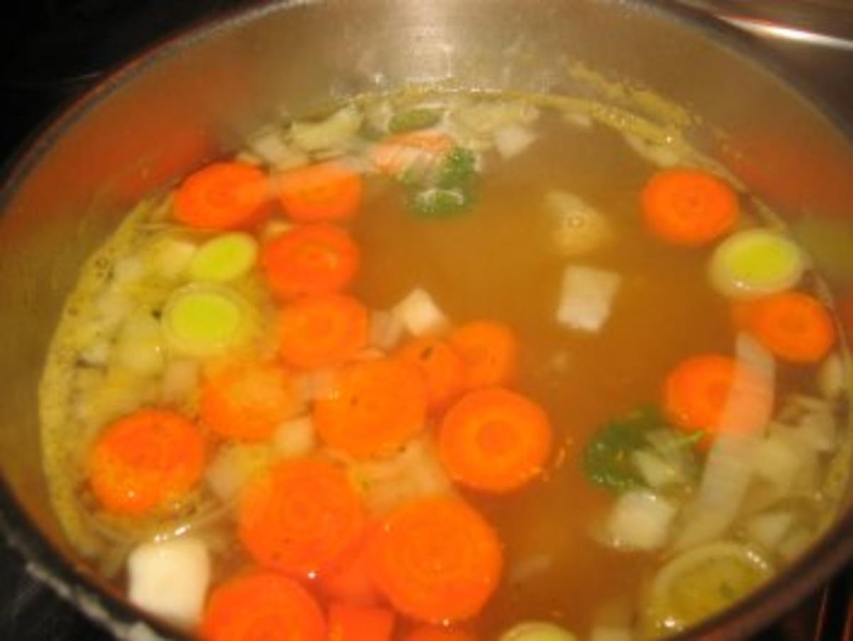 Suppe: Cremiges Kartoffel-Gemüsesüppchen - Rezept - Bild Nr. 3