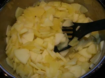 Bienenstich-Apfeltorte - Rezept - Bild Nr. 3