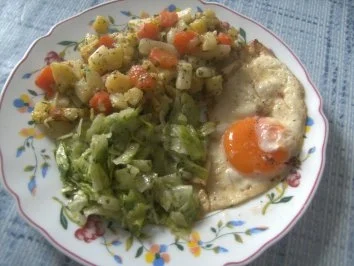 Rezept: Kartoffel- Gemüse- Pfännchen Kartoffel- Gemüse- Pfännchen - Rezept