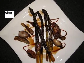 Grüne Spargeln mit Balsamico - Rezept