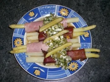 Spargel mit Bündner Fleisch, Prosciutto und Vinaigrette - Rezept