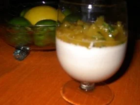 Rezept: Kokos-Tonka-Panna-Cotta Kokos-Tonka-Panna-Cotta - Rezept