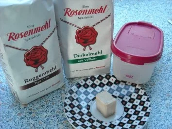 Rezept: Dinkel-Roggen-Brot Bild Nr. 3 Dinkel-Roggen-Brot - Rezept - Bild Nr. 3