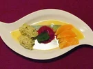 Rezept: Pistaziencreme im Fruchtspiegel mit Orangenfilets Bild Nr. 9 Pistaziencreme im Fruchtspiegel mit Orangenfilets - Rezept - Bild Nr. 9