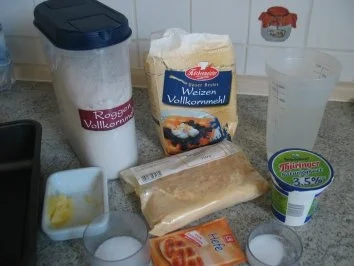 Rezept: Brot + Brötchen: Mein rustikales Bauernbrot mit Lecithin Brot + Brötchen: Mein rustikales Bauernbrot mit Lecithin - Rezept