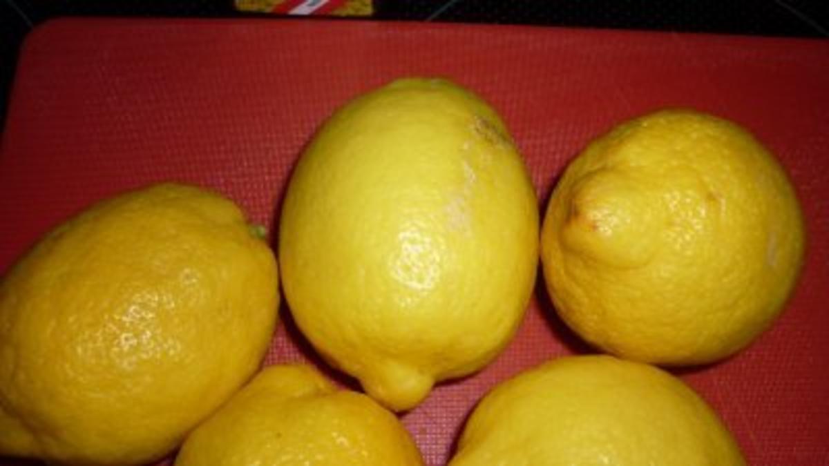 Zitronenlamm mit Crisscuts-Kartoffeln an Rucola mit zweierlei Ziegenkäsenocken - Rezept - Bild Nr. 6