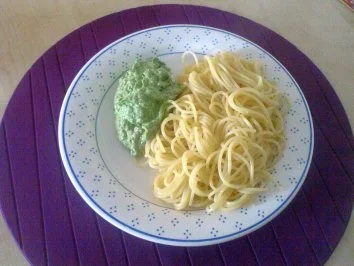 Spaghetti mit Artischocken-Spinat Creme - Rezept