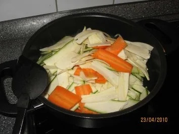 Rezept: Gemüse-Bandnudeln Bild Nr. 4 Gemüse-Bandnudeln - Rezept - Bild Nr. 4