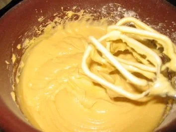 Rezept: Backwaren: Schoko-Eierlikör-Napfkuchen Bild Nr. 7 Backwaren: Schoko-Eierlikör-Napfkuchen - Rezept - Bild Nr. 7