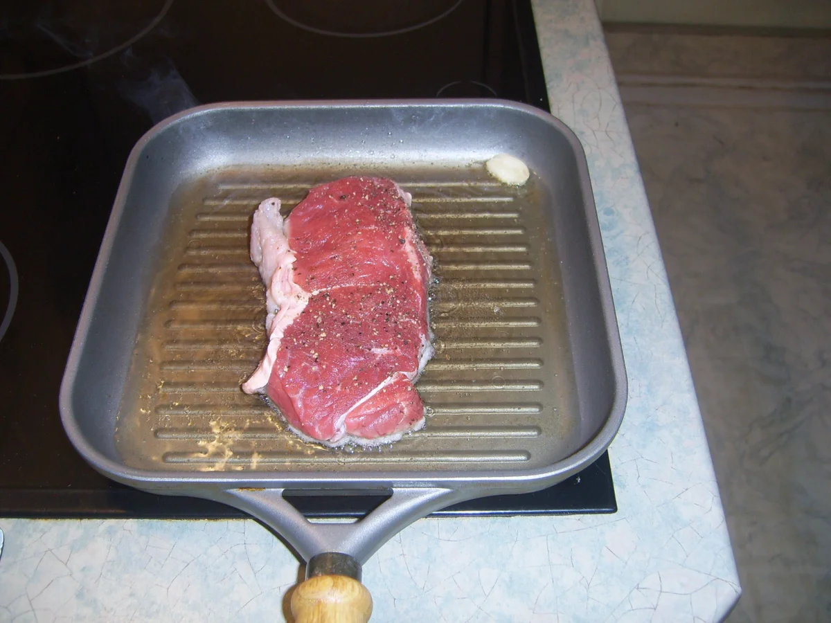 Rind: Rumpsteak mit Tomaten-Pilz-Soße - Rezept - Bild Nr. 4