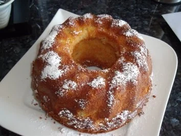 Rezept: Eierlikör-Apfel-Napfkuchen Bild Nr. 2 Eierlikör-Apfel-Napfkuchen - Rezept - Bild Nr. 2